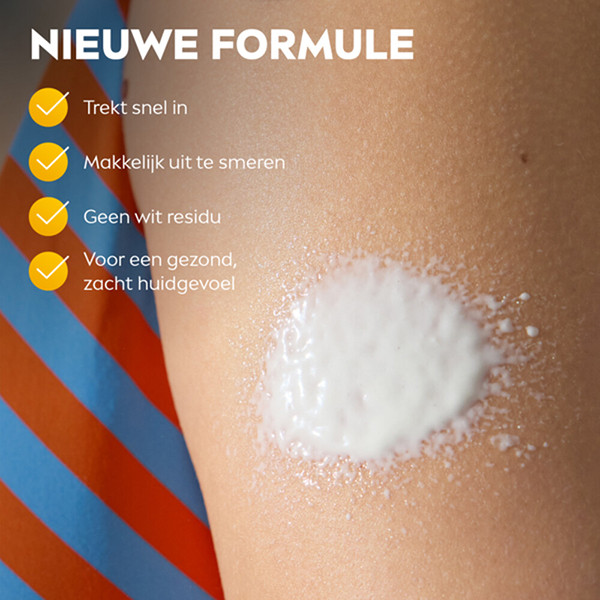 NIVEA SUN  Protect & Hydrate Zonnemelk SPF50+ (200 ml) SNI06302 - 4