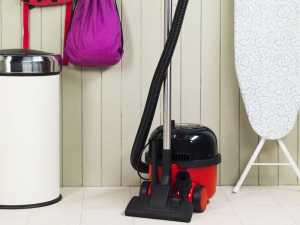 Numatic Henry Compact HVR-160 | Krachtige 620W Motor | Compact | Rood SNU01013 - 3