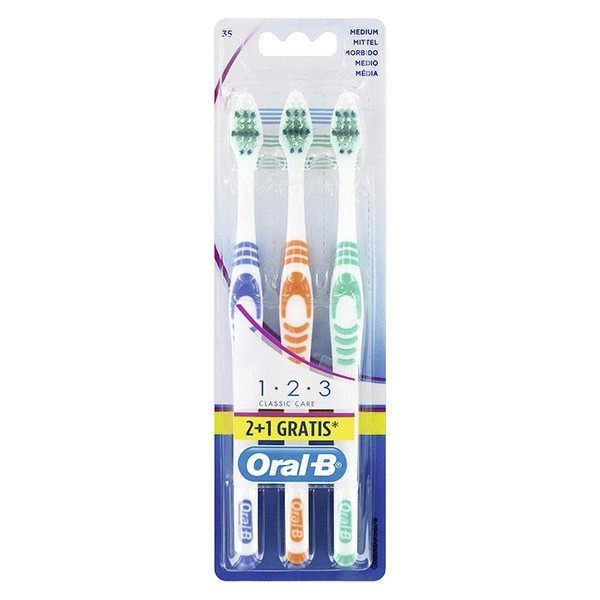 violist Graag gedaan Pijlpunt Oral-B Classic Care Medium tandenborstel 3-Pack Oral-B 123schoon.nl