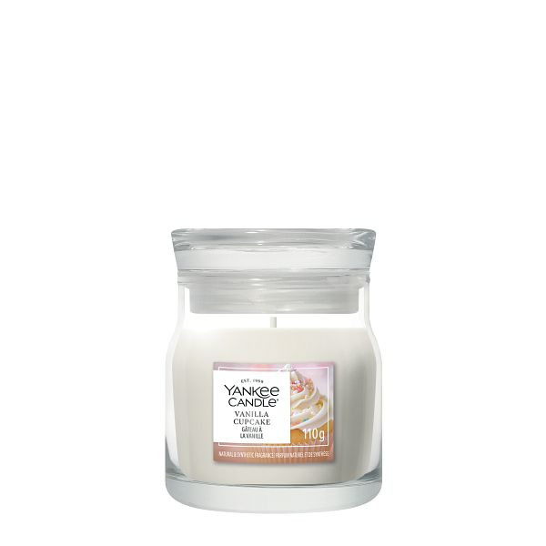 Yankee Candle Signature Small Jar Candle Vanilla Cupcake (110 g) SYA00221 - 1