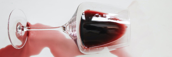 Waden regeren Fictief ⋙ Rode wijn vlek verwijderen? | Vlekkenhulp | 123schoon.nl