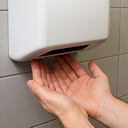 Papieren handdoeken dispenser